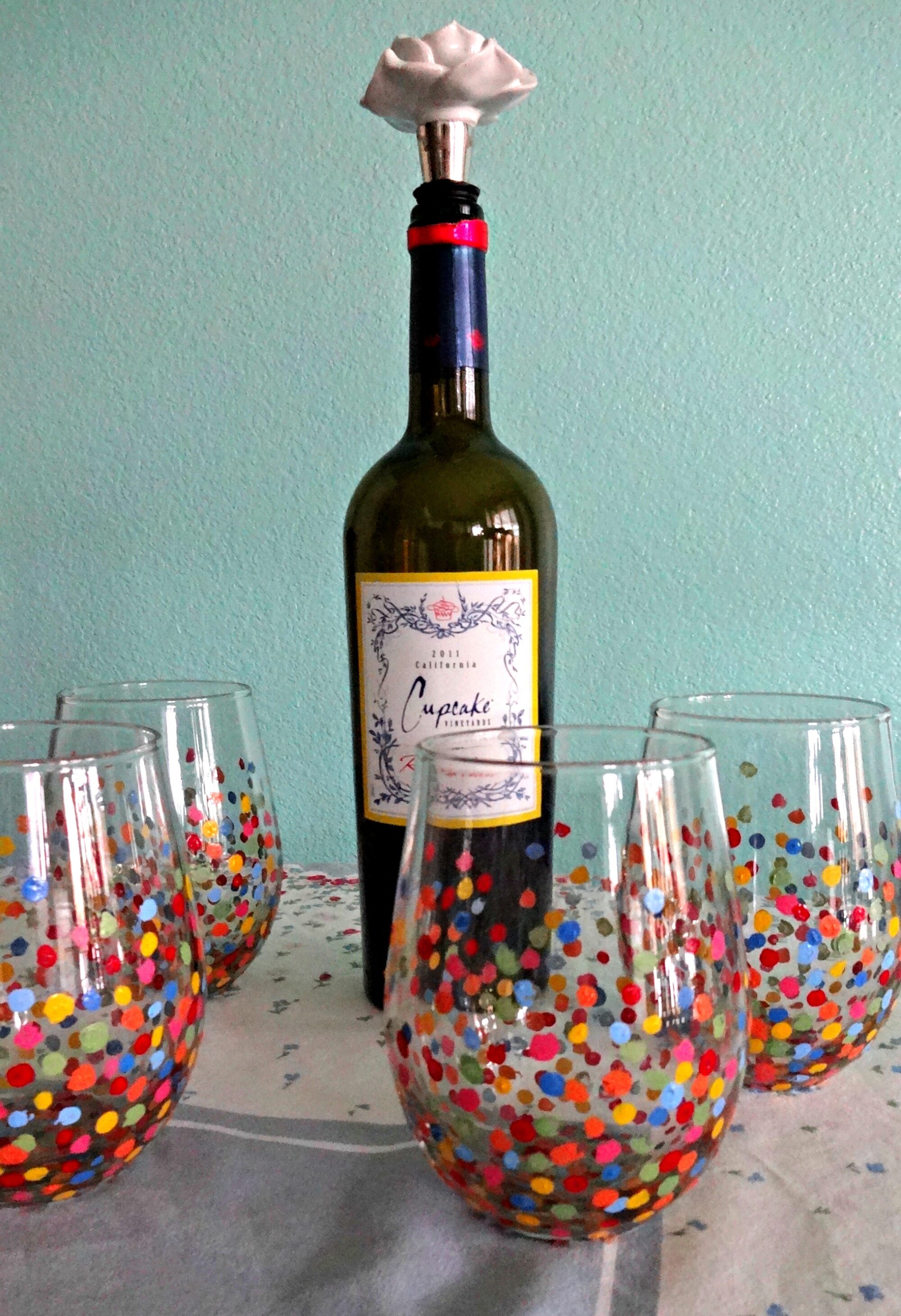 DIY Painted Wine Glasses | Serendipity by Sara Lynn