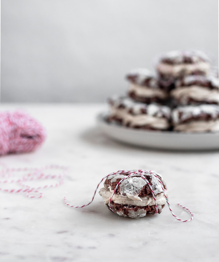 Crinkle Cookie Sandwiches | Serendipity by Sara Lynn