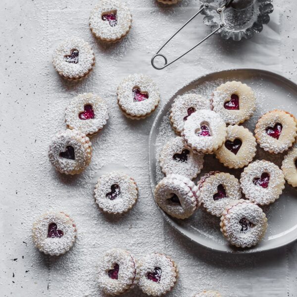 Shortbread Linzer Cookies with Raspberry Jam